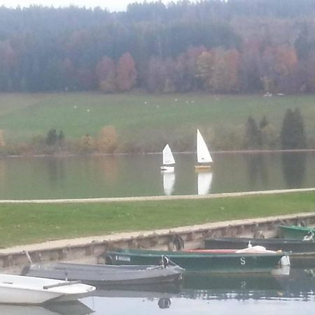 L'Ecrin Du Lac Saint-Point-Lac Экстерьер фото