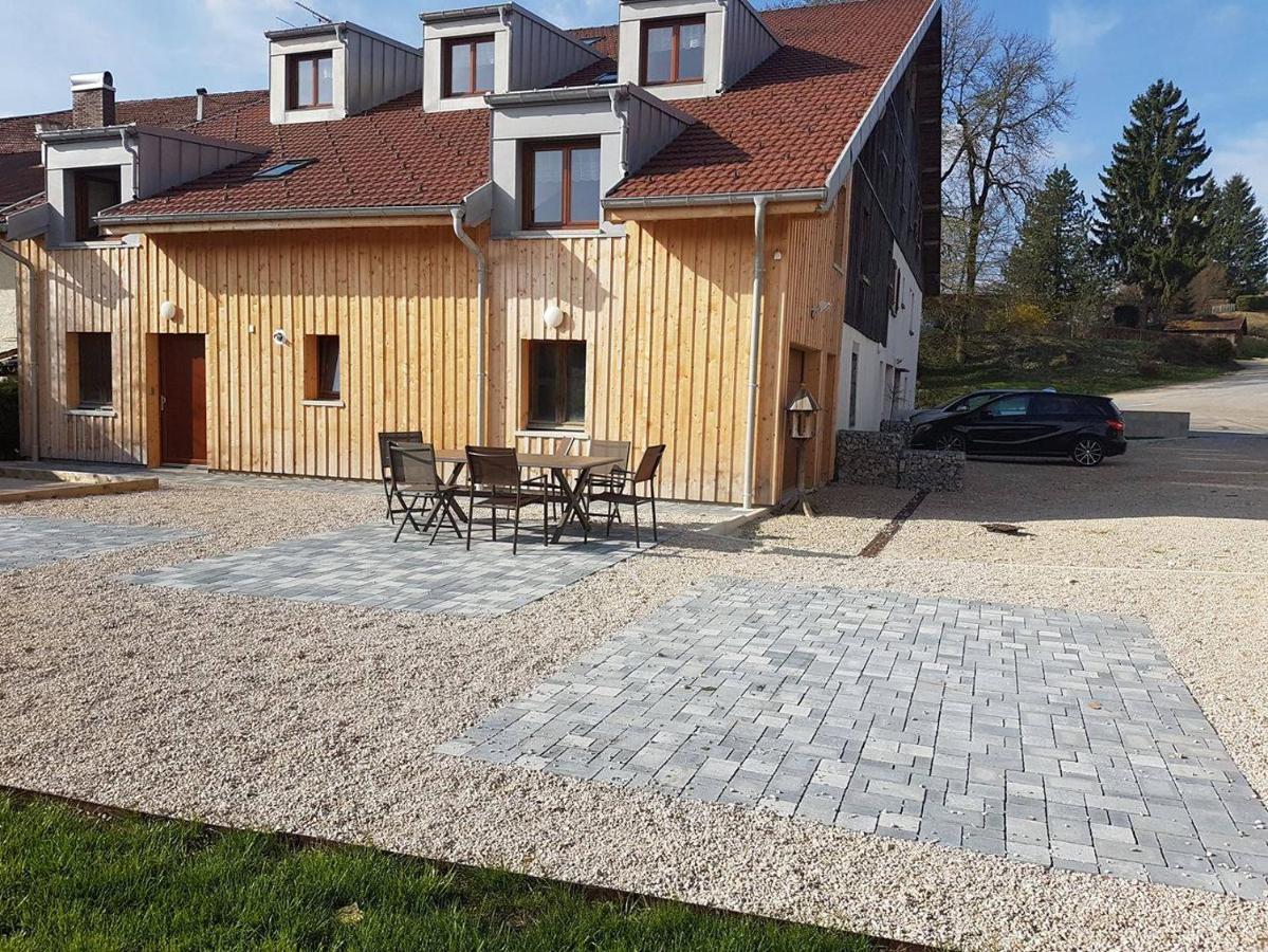 L'Ecrin Du Lac Saint-Point-Lac Экстерьер фото